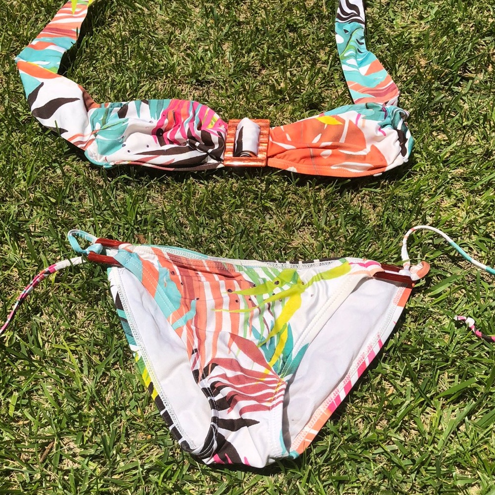 W swim bikini with cute beading!